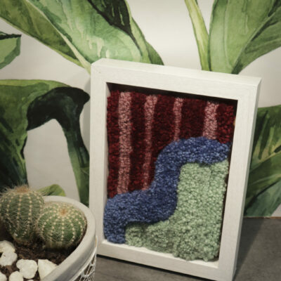 Picture frame (burgundy and green)